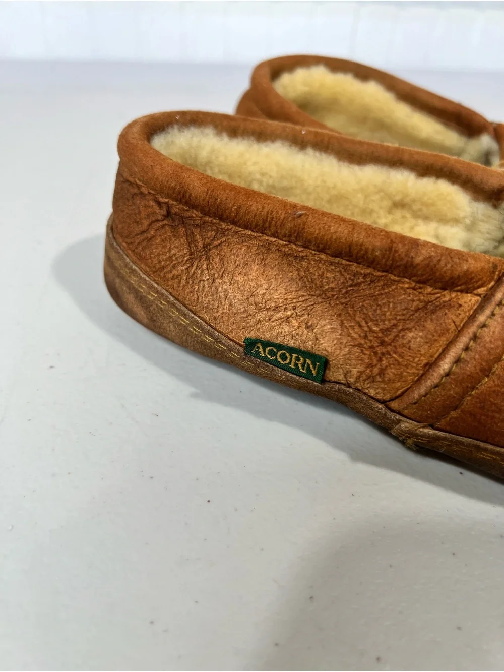 Acorn Women’s Brown Shearling-Lined Slip-On Slippers